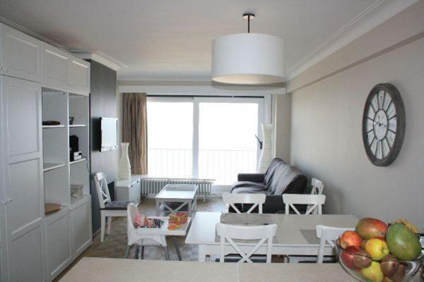 Appartement sur la digue à Knokke-Duinbergen Exterior foto