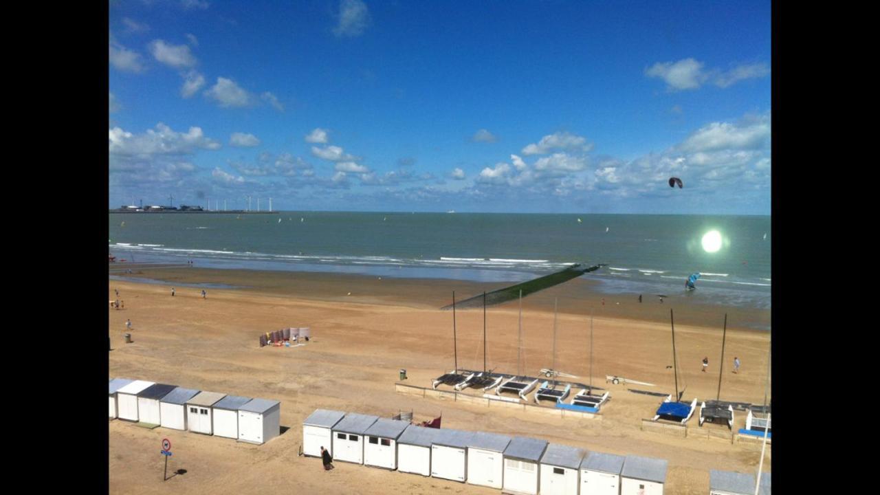 Appartement sur la digue à Knokke-Duinbergen Exterior foto